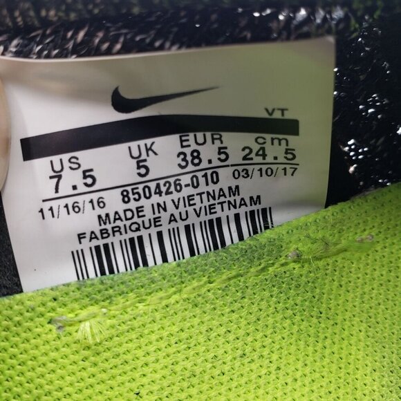 Nike Air Zoom Fearless Flyknit Womens 7.5 Oreo 850426-010 Running Sneakers - Picture 9 of 9